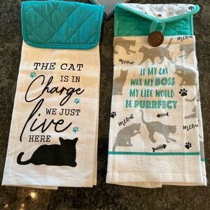 Cat Lover 2 piece Kitchen Towel Bundle NWOT